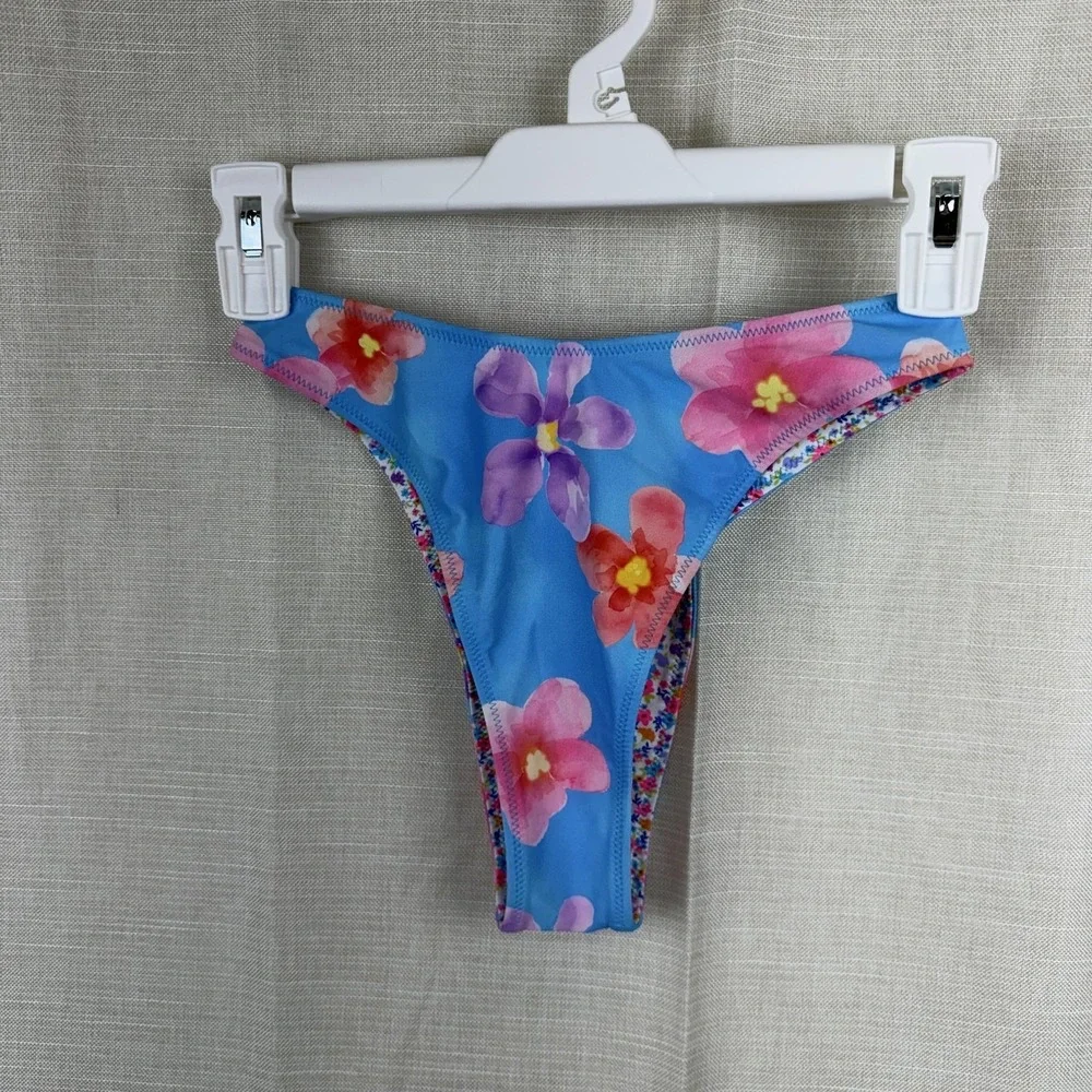 Wild‎ Fable Bikini Bottom Womens XXS Blue Reversible Floral Swim High Leg Cheeky